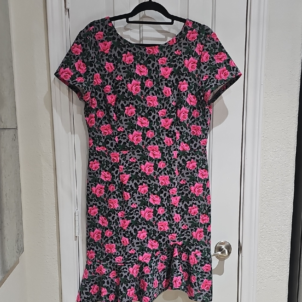 Betsey Johnson Pink Rose Print Midi Dress on Black